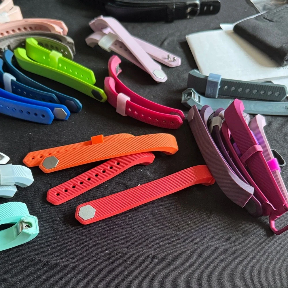 Unbranded Pink Replacement Wristband for Wearable Clips